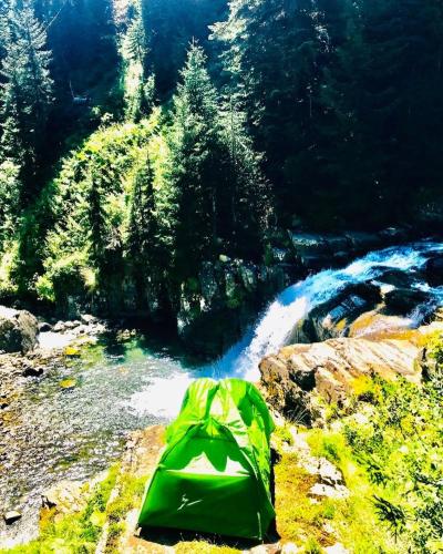 Hotel Green Valley Savsat in Bagdat