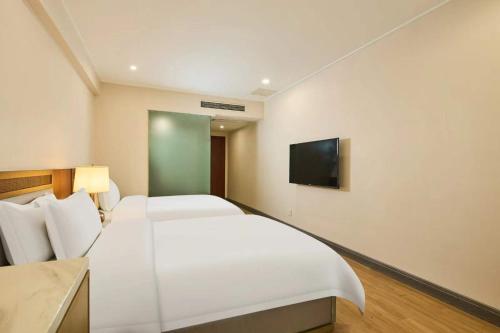 2 double beds