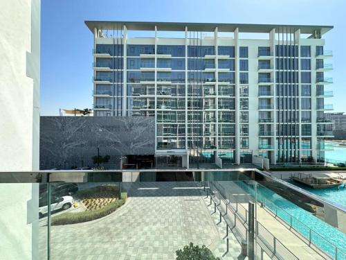 Spacious 1bedroom W Lagoon In Al Maktoum City, Dubái (foto 5)