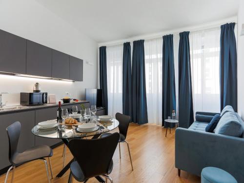 The Best Rent - Modern one bedroom apartment in San Babila, Milan