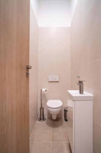 Patronka Apartments - Stylish apartment with a divided sleeping area, Bratislava (Foto 7)
