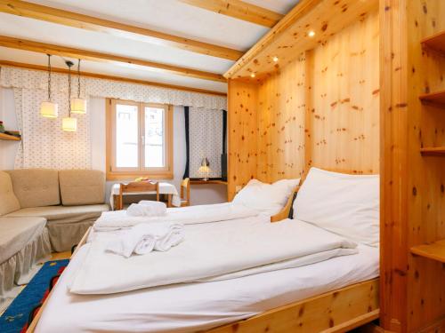 Studio Residenza Chesa Margun 34-4 by Interhome in Silvaplana