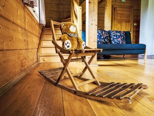 Chalet Slunecni vrsek by Interhome in 哥雷諾夫