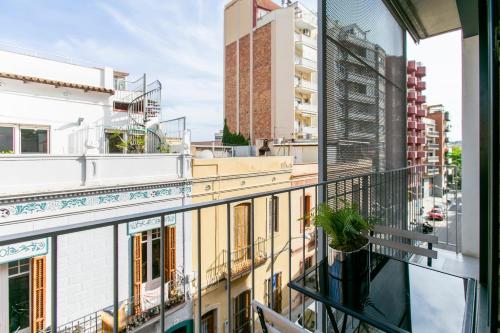 Chic and Modern Apartments in Gracia 4