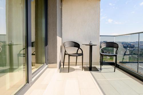 Erkély/terasz, Elitte Inn & Suites in Roșu