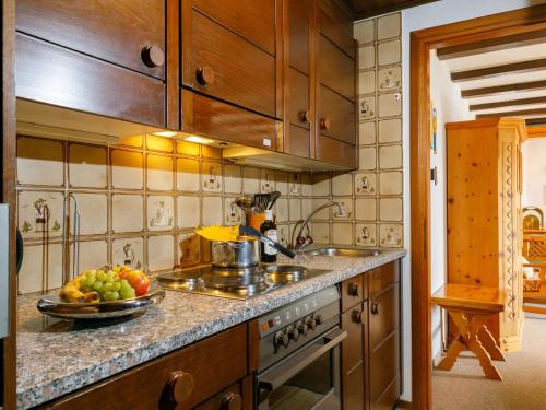 Apartment Residenza Chesa Margun 78-1 by Interhome in Surlej
