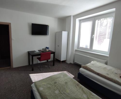 Hostel 26 - image 4