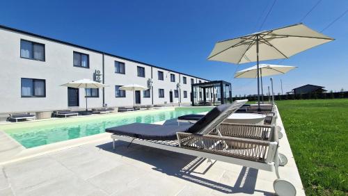 . X rent apartment