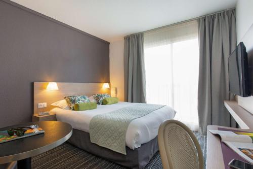 1 queen bed