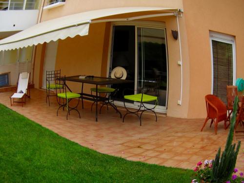 Parc de Diane ANTIBES RDJ in Laval