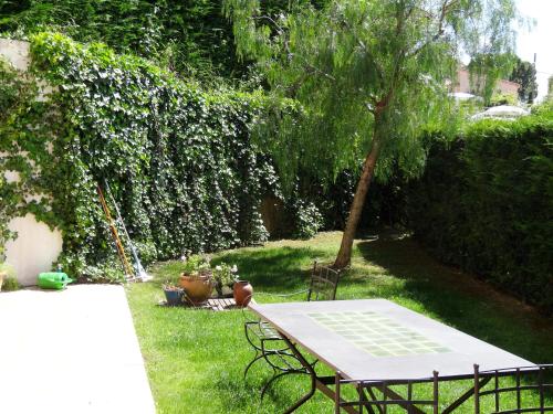 Parc de Diane ANTIBES RDJ in Laval