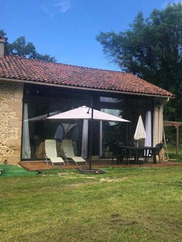 Iekārtas, Maison confort à la campagne (Maison confort a la campagne) in Marsaneix