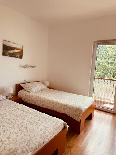 Zlatarska kruna - image 12