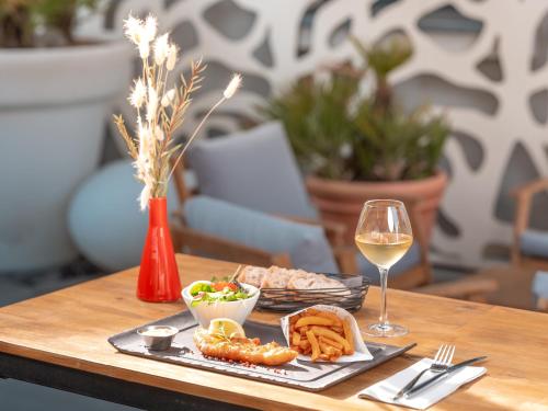 Holiday Inn Toulouse Airport an IHG Hotel - image 9