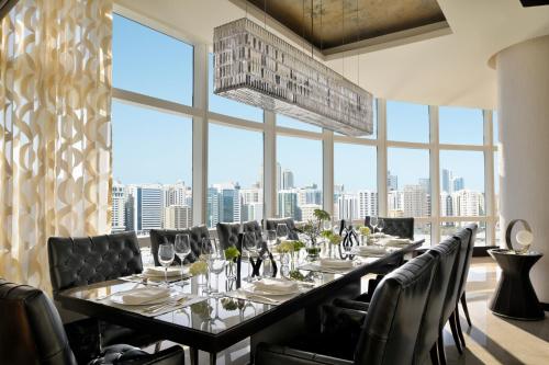 Palvelut, Rosewood Hotel Abu Dhabi in Al Maryah -saari
