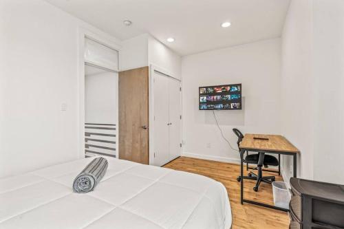 Huge and Modern Four Bedroom Two Bath Home in Philadelphia, USA
