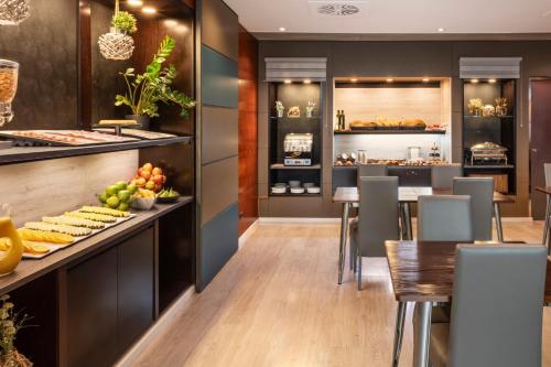 ห้องอาหาร, B&B HOTEL Ciudad de Lleida in เลดา