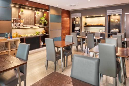 ห้องอาหาร, B&B HOTEL Ciudad de Lleida in เลดา