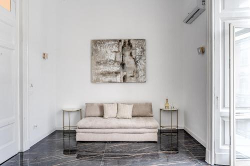 Palazzetto Santa Lucia, Naples