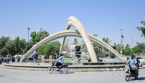 Rare Holiday Homes - Broadway Building - Tipu Sultan Road - Family Friendly - Near Makkah Masjid - R302 - image 9