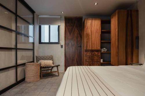 Luxury Jungle Loft Noir Beach Club