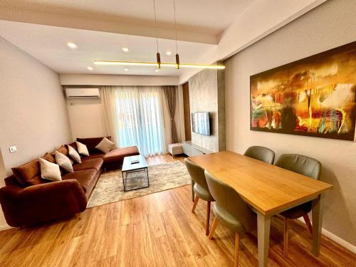 Tirana Central Golden Apartment, Tirana (photo 7)