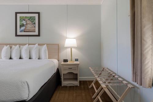 Highbrook Motel - image 4