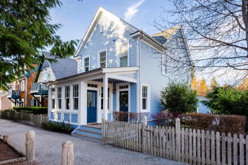 Endless Summer by Seabrook Hospitality