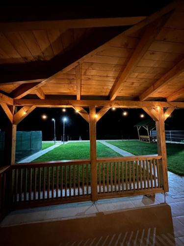 Casa Phoenix in Uzlina