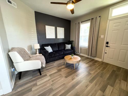 Portsmouth 2BR 1BA Getaway in Portsmouth, USA