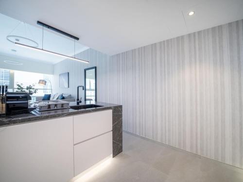 Stylish Upgraded 1 Bedroom Marina Escape, Dubaj (fotografie 9)