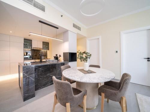 Stylish Upgraded 1 Bedroom Marina Escape, Dubaj (fotografie 6)
