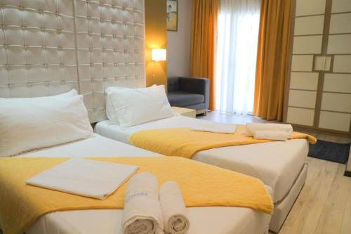 Hotel Strora - image 7