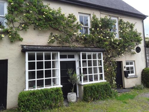 6 Bridge St., Brecon