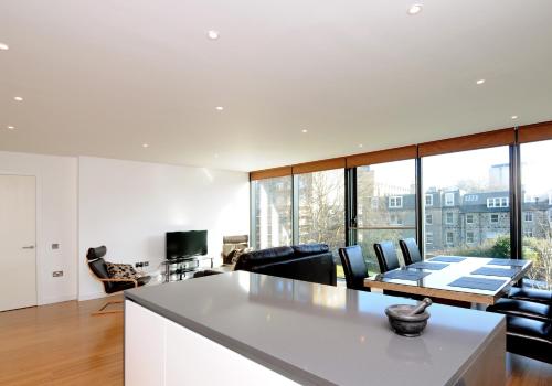 273 Stylish 2 bedroom apartment in the Quartermile development - offers private parking - image 8