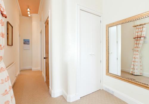 Mardale Crescent - 380 in Merchiston