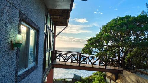 Balcony/terrace, Come and go seaside B&B in Fengpin Township