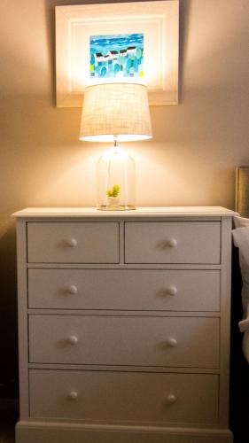 419 Luminous 2 bedroom apartment in the heart of Edinburgh's Old Town - image 14