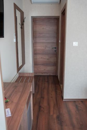 La Mer Apartments, Skopje (photo 9)