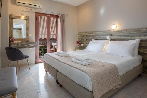 3 twin beds