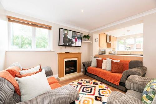 Pass the Keys Spacious 3BR Free Parking House Mins to Central London gîte à louer Colindale Underground Station