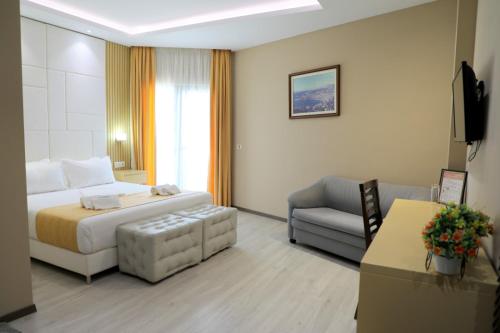 Hotel Strora - image 14