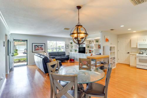 Bright Home in The Villages with Lanai and Gas Grill! in The Villages, USA