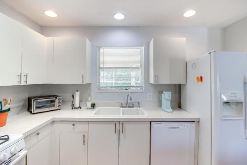 Bright Home in The Villages with Lanai and Gas Grill! in The Villages, USA