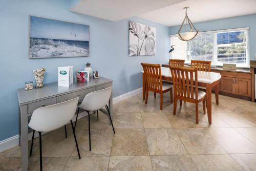 Seaspray Condos 208C - image 10