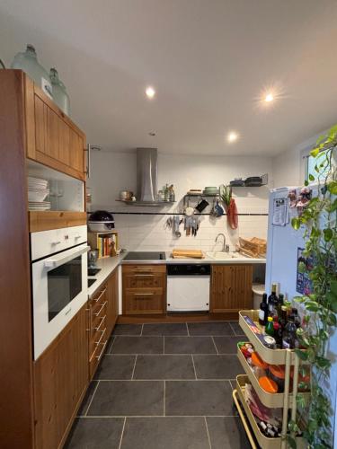 Room in Apartment in Palais Longchamp, Marseille, Marseille (photo 6)