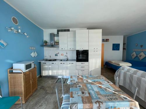 Studio with Balcony room in Appartamento Nettuno