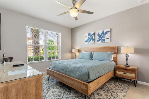 Breathe Easy At Solterra Resort By Shine Villas 706 in Davenport, USA