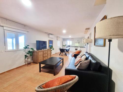 Oasis en la Montaña- By Aloha Palma (Oasis en la Montana- By Aloha Palma) in Lorca