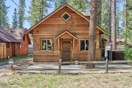 Charming Big Bear Cabin in Big Bear City, USA
